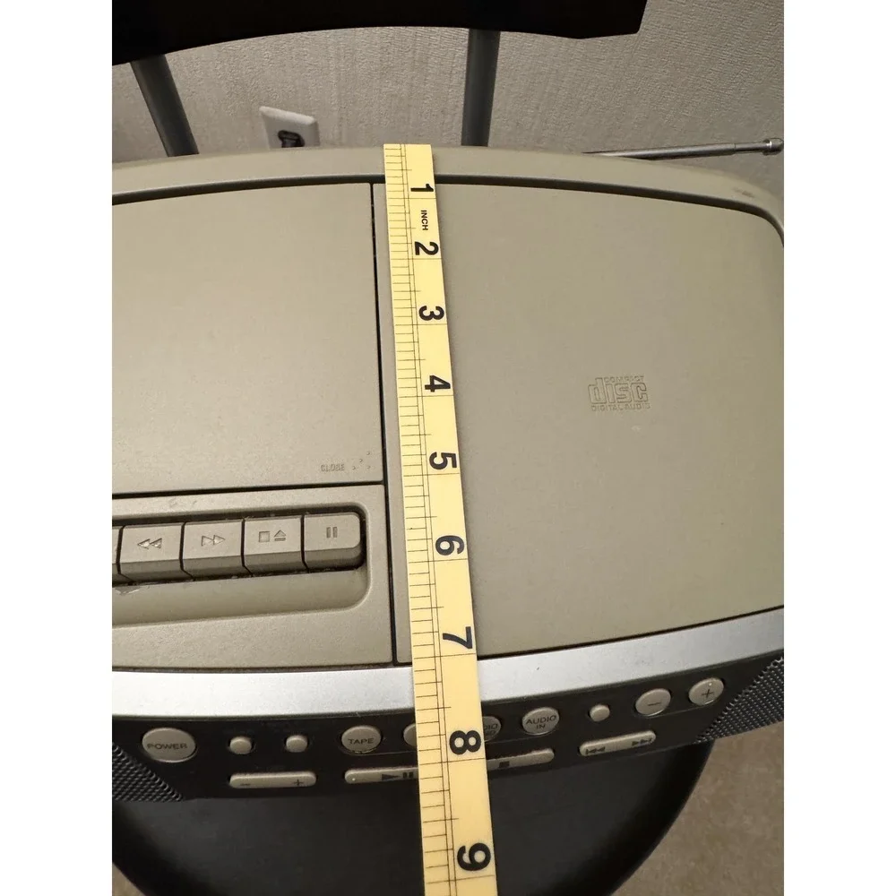 SONY (CFD-S05 )AM/FM Radio Boombox CD Cassette Tape Player Megabass Stereo